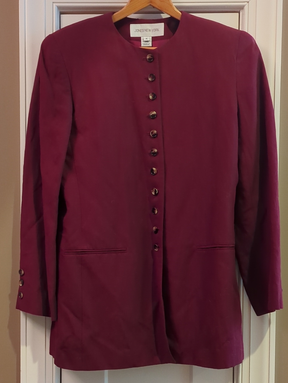 Jones New York Women's Plum Collarless Button Jacket